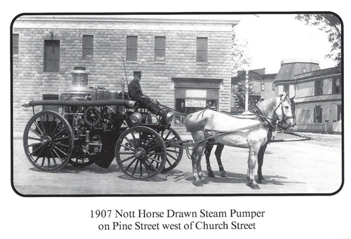 1907_horse_drawn_notts_steamer.jpg